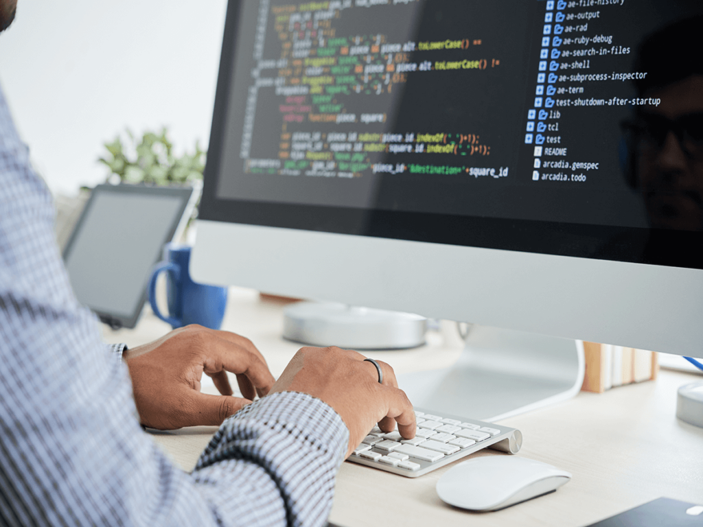 Essential Programming Languages for Software Engineers | Institute of Data