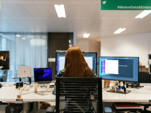 The Evolution of Computer Software Technology | Institute of Data